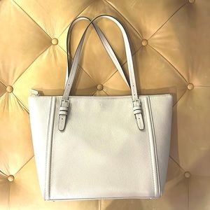 KATE SPADE PEBBLED LEATHER TOTE - Chic and Exceptionally Good Condition